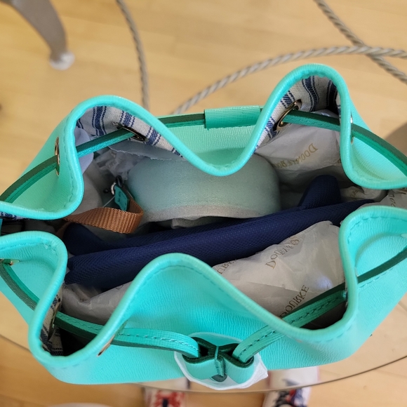 Dooney & Bourke NWT Saffiano Drawstring - Picture 15 of 17